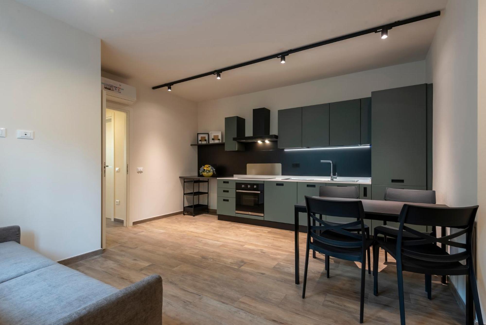 Iarsera Rooms And Apartment لوكا المظهر الخارجي الصورة