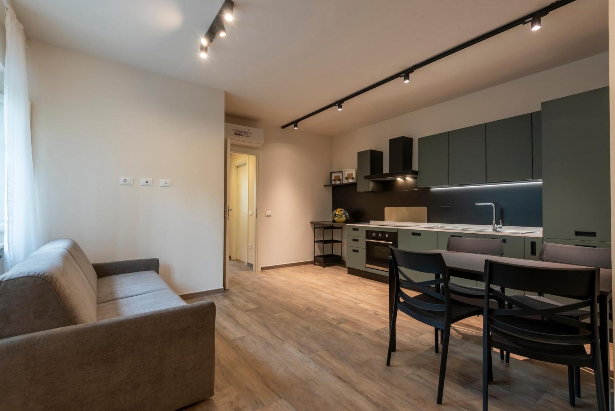 Iarsera Rooms And Apartment لوكا المظهر الخارجي الصورة